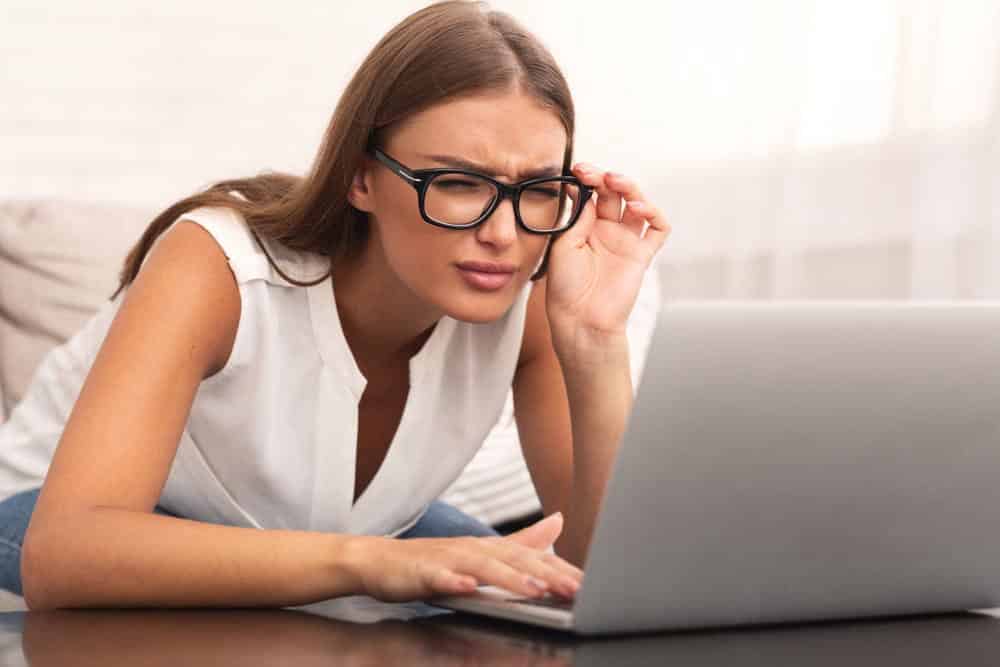 What Causes Bad Eyesight? 10 Signs and Symptoms Of Vision Problems You ...